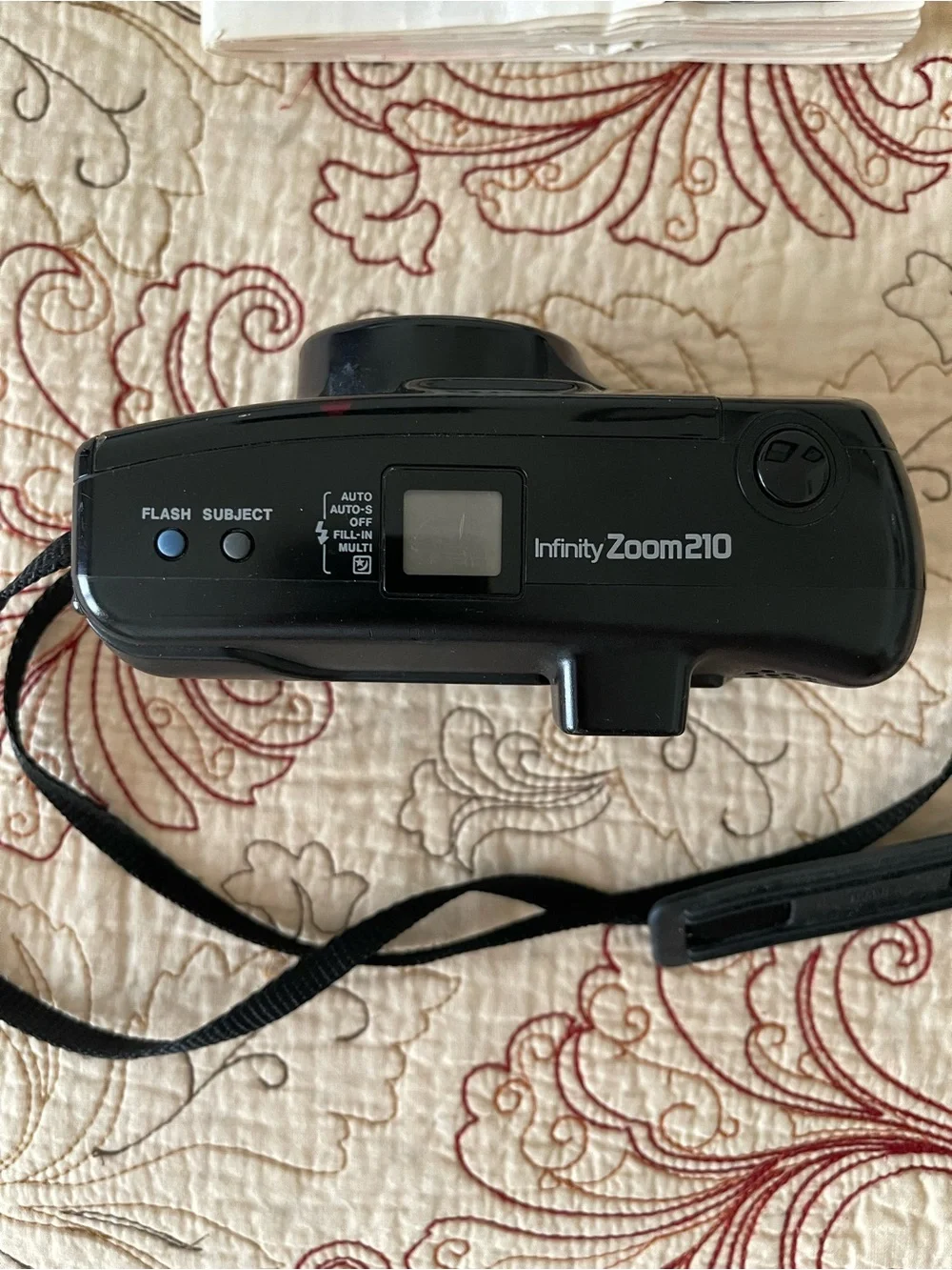 OLYMPUS Infinity Zoom 210 camera